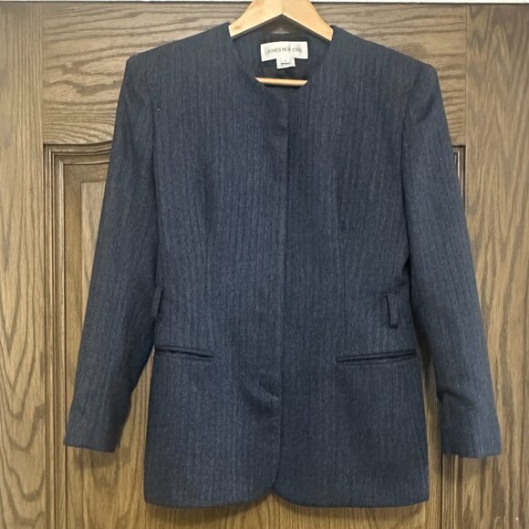 Jones New York 2 Piece Wool Skirt Suit Long Sleeve Jacket And Long Skirt Size 6 - Picture 2 of 16